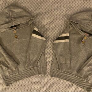 Gray Hooded Men's Sweater